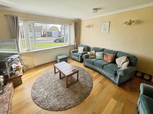 Lounge- click for photo gallery